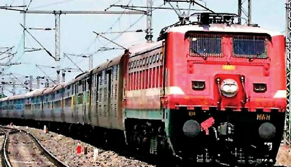 रेलवे ने 3 ट्रेनों को 90 दिन के लिए किया रद्द, रोडवेज बस से यात्रियों का खर्च बढ़ा