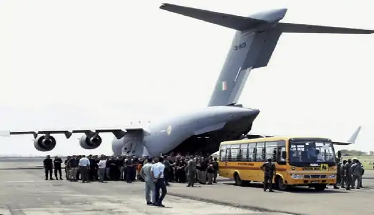 अफगानिस्‍तान संकट: काबुल से भारतीयों को निकालने का सिलसिला जारी, अलग-अलग विमानों में दिल्ली लाए गए 146 लोग