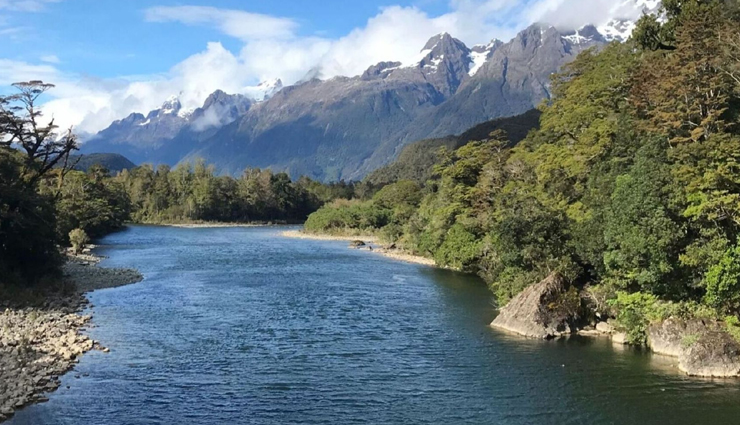आकर्षण का केंद्र बनती हैं भारत की ये 7 सबसे पवित्र नदियां, स्नान करने से धुल जाते है पाप 