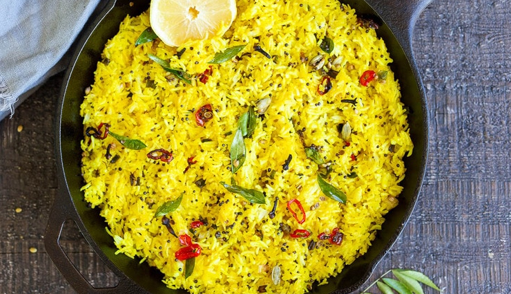 healthy indian snacks. snacks for trips,khichdi,thepla,khakhra,bhakarwadi,lemon rice,dalia