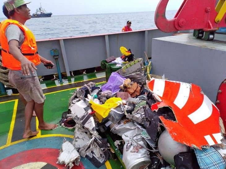 इंडोनेशिया विमान हादसा : सभी 189 यात्रियों की मौत, जांच और बचाव दल ने की पुष्टि lion air fight,jakarta,plane crashed