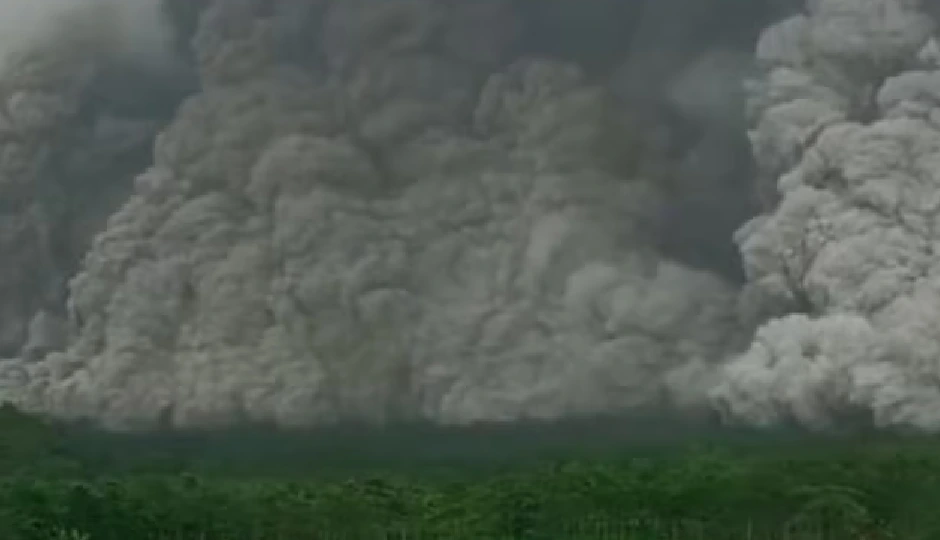 इथियोपिया में फटे ज्वालामुखी की राख भारत तक कैसे पहुंची, जानें कितनी खतरनाक है?