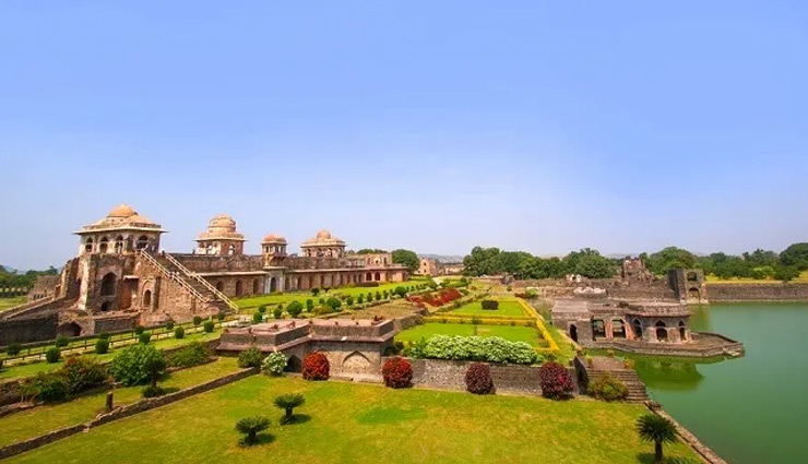 कर रहे हैं वीकेंड पर घूमने की प्लानिंग, इंदौर की ये 5 जगहें रहेगी बेस्ट