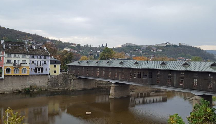 inhabited bridges,inhabited bridges in the world,ponte vecchio,italy,kramerbrucke,germany,pont de rohan,france,covered bridge,bulgaria,pont des marchands,france