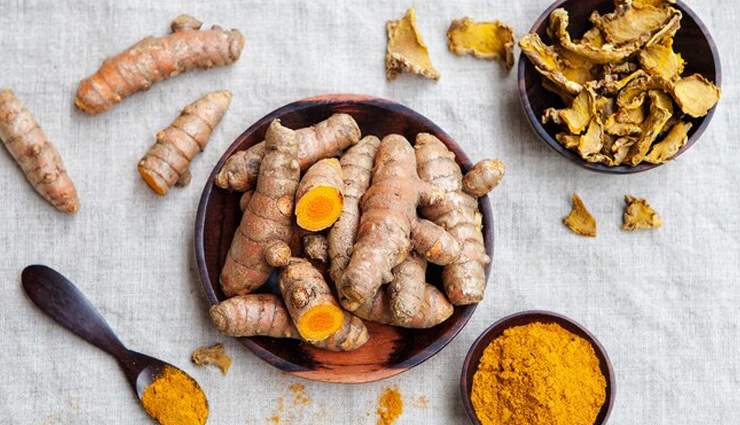 turmeric,ginger,castor oil,pineapple and pomegranate juice,epsom salt baths,ayurvedic ways to treat injuries,remedis for injuries,ayurvedic remedies,Health tips,fitness tips