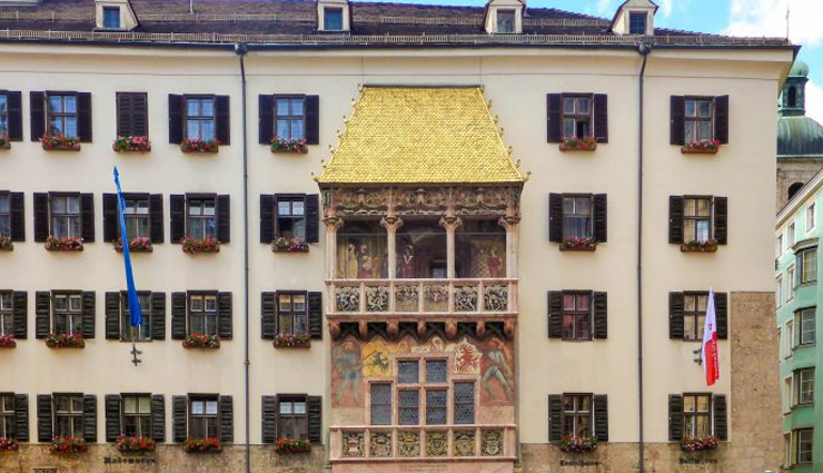 places to visit in innsbruck,innsburk,tourist spots in innsburk,maria-theresa street,hungerburg funicular,goldenes dachl,helblinghaus haus,bergisel ski jump,glockengiesserei grassmayr,schloss ambras