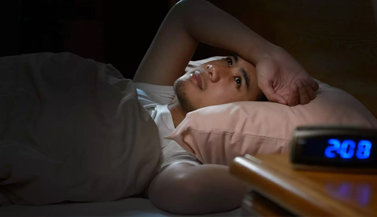 कहीं आप भी तो नहीं करते नींद पूरी ना लेने की गलती, हो सकता हैं इन 10 बीमारियों का सामना 