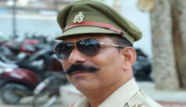 बुलंदशहर हिंसा: इंस्पेक्टर सुबोध की पत्नी को 40 लाख और माता-पिता को 10 लाख मुआवजा और नौकरी देगी योगी सरकार yogi adityanath,bulandshahr violence,subodh kumar singh,compensation,family