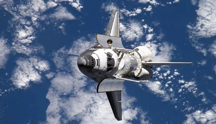 आज रात देश के इन तीन शहरों के ऊपर दिखाई देगी यह चमकीली चीज, जानें पूरा मामला