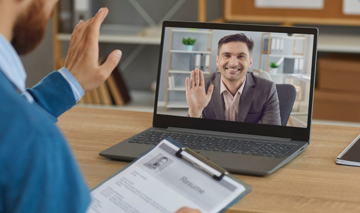 देने जा रहे हैं अपने करियर का पहला ऑनलाइन इंटरव्यू, दें इन बातों पर ध्यान going to give the first online interview of your career pay attention to these things,mates and me,relationship tips