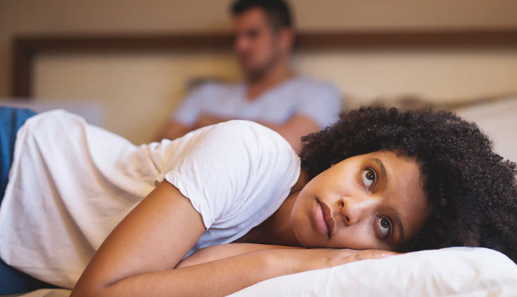 इन 5 कारणों से अधूरी रह जाती है महिलाओं की सेक्स लाइफ