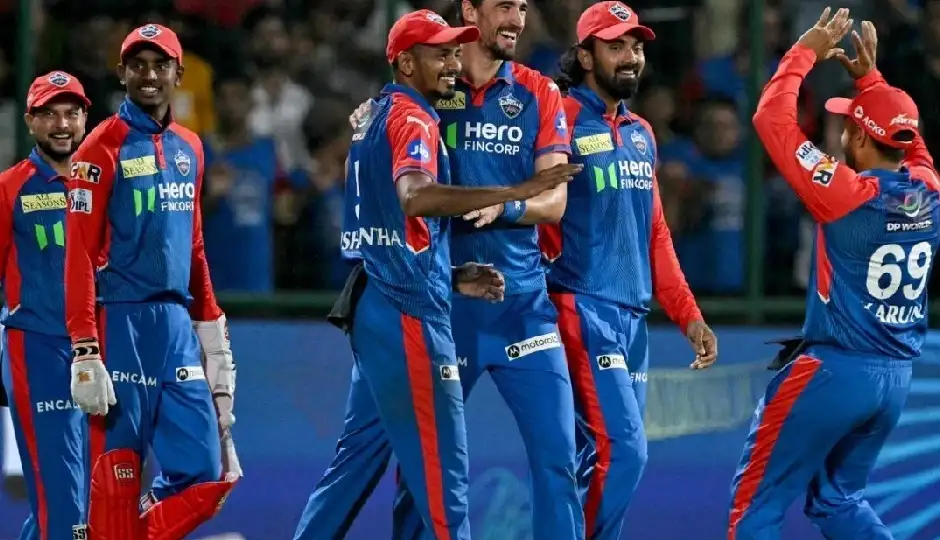 IPL 2026: दिल्ली कैपिटल्स के स्क्वाड में बड़ा बदलाव, इंग्लिश लेग स्पिनर रेहान अहमद की एंट्री से गेंदबाजी हुई और मजबूत