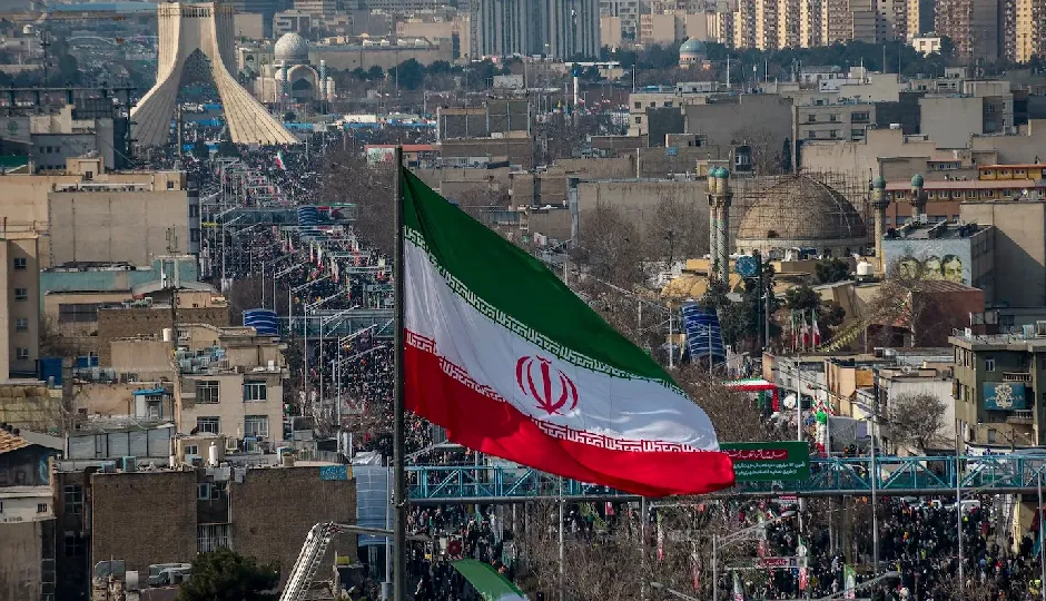 ईरान से तुरंत निकलें, भारतीय नागरिकों के लिए सरकार की नई एडवाइजरी जारी