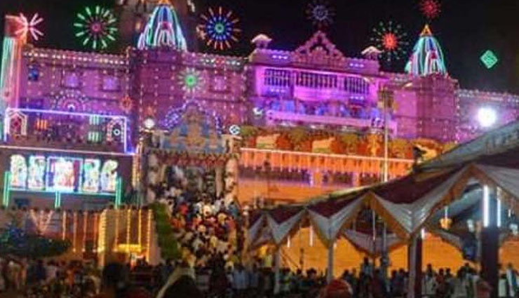 देश ही नहीं विदेशों में भी बनाई जाती है दिवाली, सभी की अपनी अनोखी मान्यताएं holidays,diwali special,country celebrate diwali,nepal,srilanka,myanmar,england,spain,iran