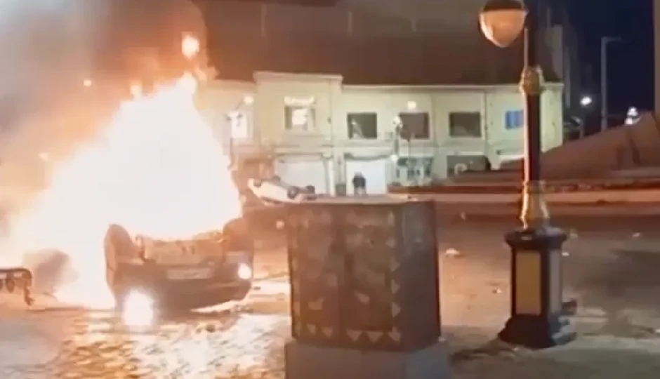 ईरान में खामेनेई के आदेश पर प्रदर्शनकारियों पर गोलीबारी, अब तक 217 की मौत