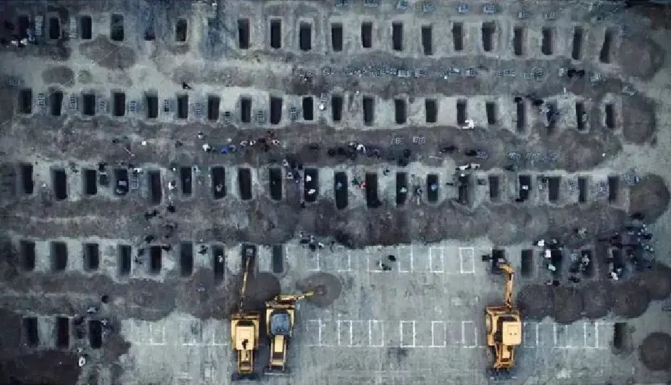 कब्रों की चुप्पी में बसी दर्द की गूँज: ईरान पर टूटा दुखों का पहाड़, गाजा का जिक्र करते हुए विदेश मंत्री ने शेयर की तस्वीर