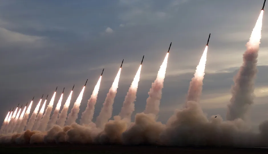 ईरान की सख्त चेतावनी: अब मनोरंजन और पर्यटन स्थलों पर भी हो सकते हैं हमले, वैश्विक पर्यटन पर मंडराया खतरा