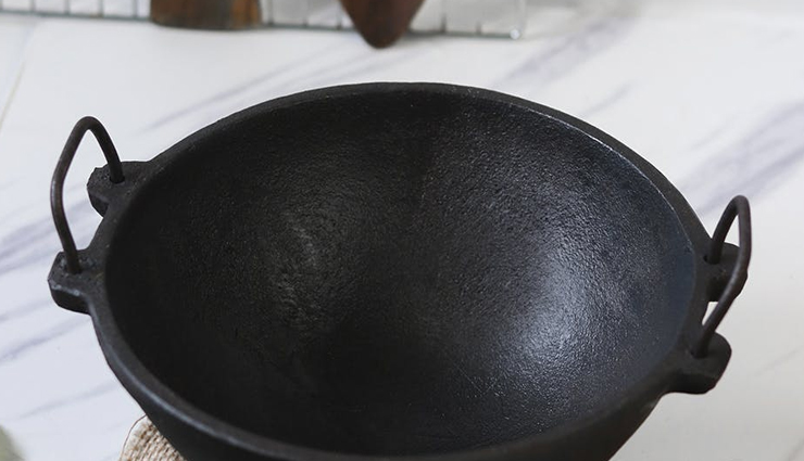 benefits of cooking food in cast iron vessels,Health tips,healthy living
