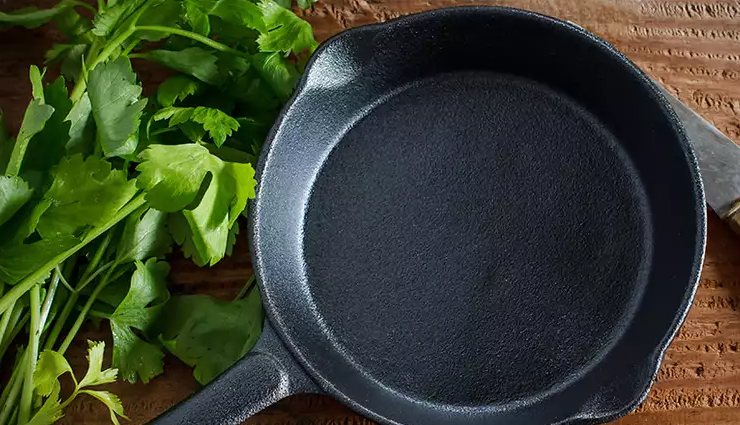 benefits of cooking food in cast iron vessels,Health tips,healthy living