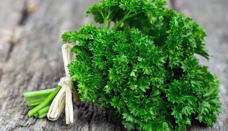 green papaya,fennel seeds,fresh juices,seeds and honey,parsley,irregular periods,home remedies,home remedies to treat irregular periods,Health tips,fitness tips