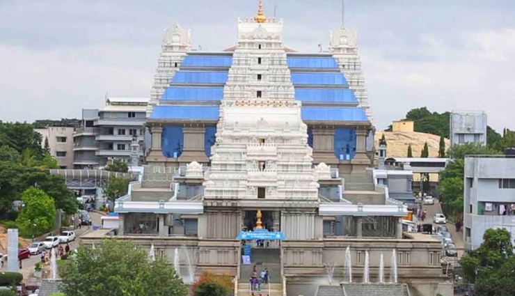 इन 10 प्रसिद्द मंदिरों के लिए भी जाना जाता हैं भारत का सिलिकॉन वैली बेंगलुरु temples in bangalore,bangalore sacred temples,famous temples in bangalore,spiritual sites bangalore,religious places in bangalore,bangalore temple tour,holy shrines in bangalore,visiting temples bangalore,bangalore divine landmarks,ancient temples bangalore