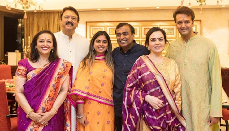 मुकेश और नीता अंबानी के घर इस दिन बजेगी शहनाई, ईशा और आनंद पीरामल की शादी की तारीख हुई पक्की