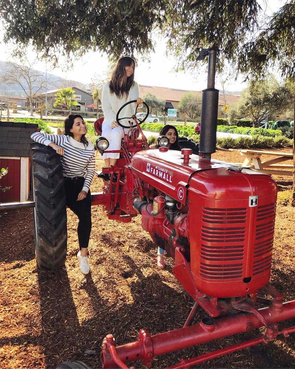 isha ambani,mukesh ambani