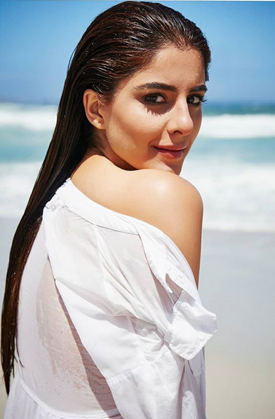 isha talwar,munna tripathi,mirzapur 2,isha talwar hot  photos,isha talwar hot pics,isha talwar instagram pics,madhuri yadav hot photos,web series mirzapur 2,amazon prime