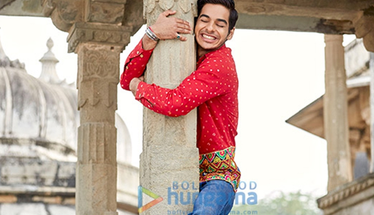 Dhadak star Ishaan Khatter’s red shirt in ‘Pehli Baar’ song was made out of four lehengas