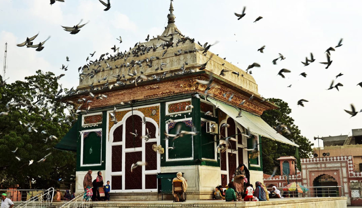 5 Must Visit Islamic Places in India