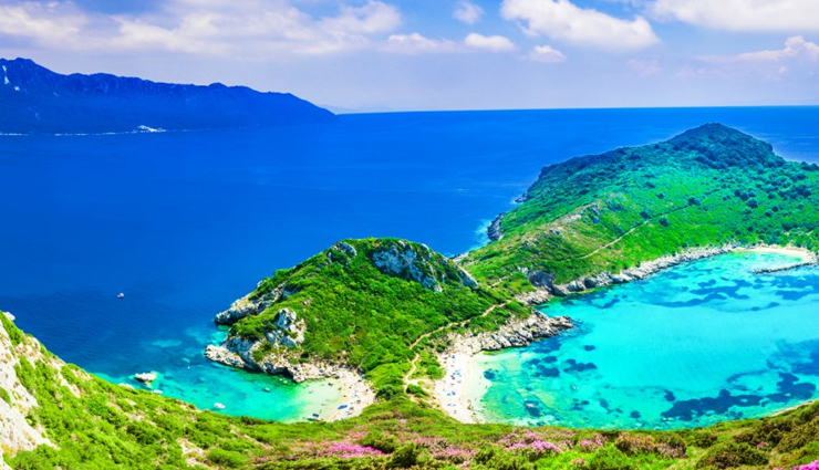 6 Mesmerizing Islands You Can Visit in Greece