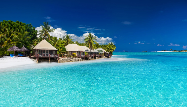 spectacular islands,spectacular islands in the world,places to visit in the world,the maldives,fiji,bora bora,palawan,philippines,bali,indonesia