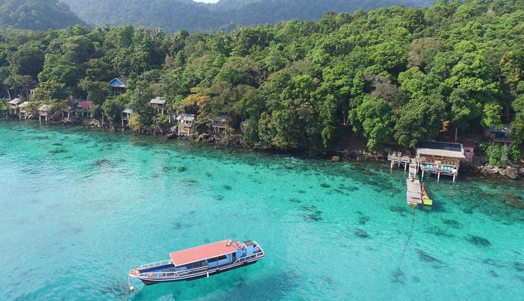 belitung,lombok,gili islands,flores,komodo island,padar,bali,nusa islands,mentawai islands,weh island,bintan island,island,islands in indonesia,indonesia