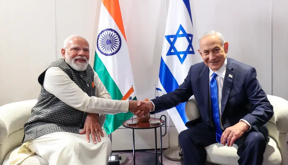 इजरायल की धरती पर गर्मजोशी भरा स्वागत: नेतन्याहू ने पीएम मोदी को कहा ‘भाई’, संसद में गूंजे भारत-इजरायल दोस्ती के स्वर