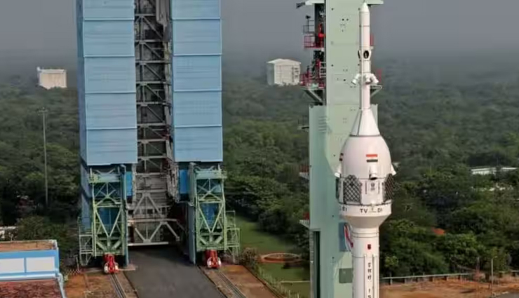 ISRO ने रचा इतिहास, सफलतापूर्वक लांच की गगनयान की पहली टेस्ट फ्लाइट