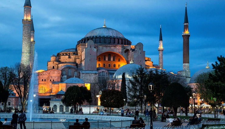 turkey,beautiful places in turkey,ankara,antalya,bodrum,canakkale,canakkale,cesme,ephesus,izmir,pamukkale,istanbul,travel,holidays,travel guide,travel tips