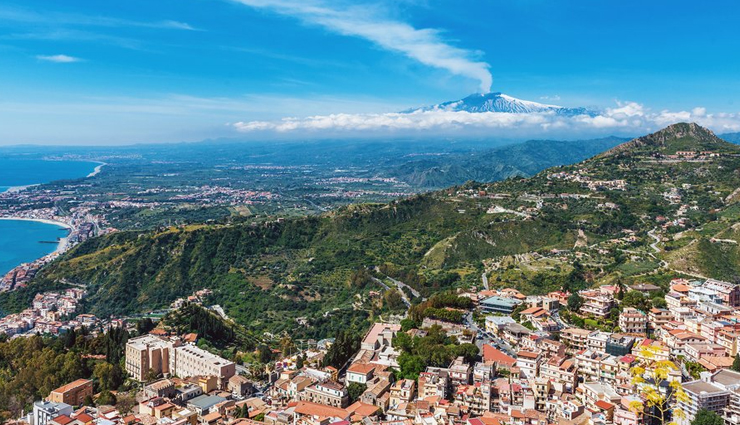 italy,natural wonders in italy,lago di garda,northern italy,cascate del mulino,saturnia,italy,mount etna,sicily,arcipelago di la maddalena maddalena archipelago,sardinia,val dorcia,tuscany,the dolomite mountain range,north-east italy