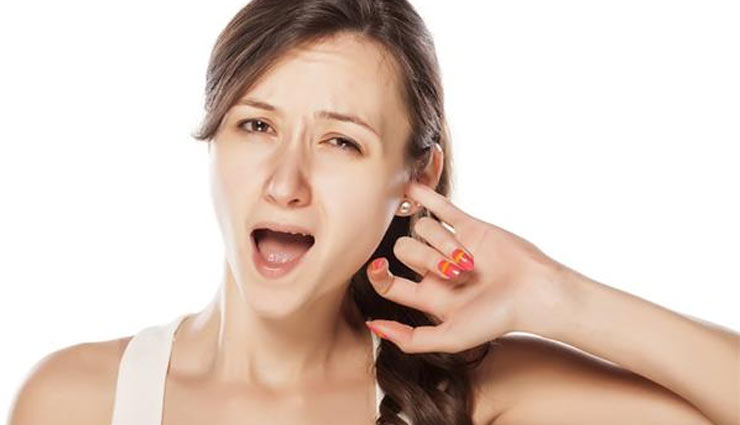 कानों में खुजली की समस्या होगी मिनटों में दूर, अपनाए ये घरेलू नुस्खे