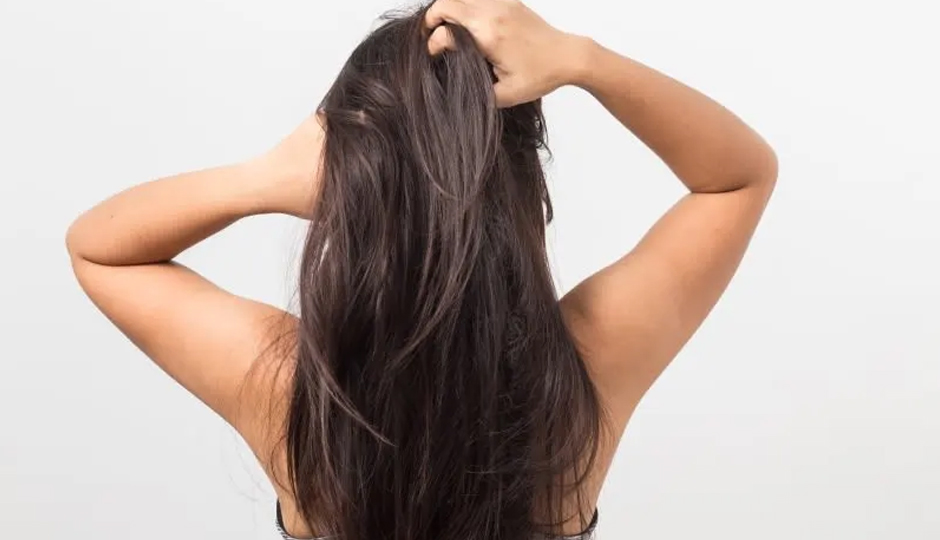 7 DIY Ways To Treat Itchy Scalp in Winters