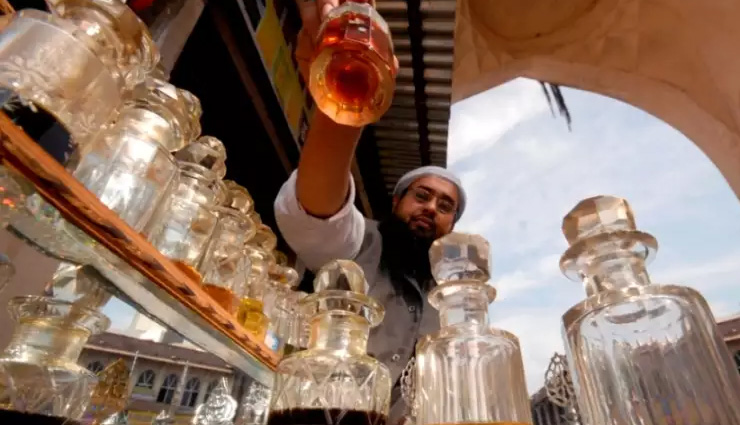 बिरयानी के अलावा अपने बाजारों के लिए भी जाना जाता हैं हैदराबाद, थोक मूल्य पर मिलता हैं सामान famous places in hyderabad,hyderabad famous places,hyderabad tourism,tourist places in hyderabad