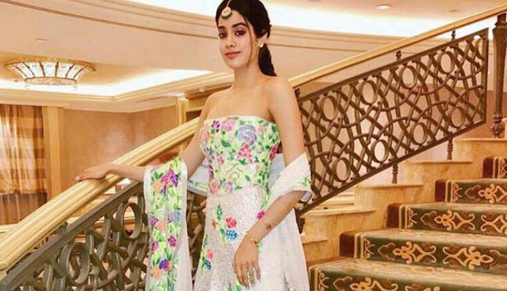 Navratri 2019: जान्हवी कपूर से ले इस फेस्टिव सीजन के टिप्स, इन लुक पर डालें एक नजर jahnvi kapoor,navratri 2019,fashion trends