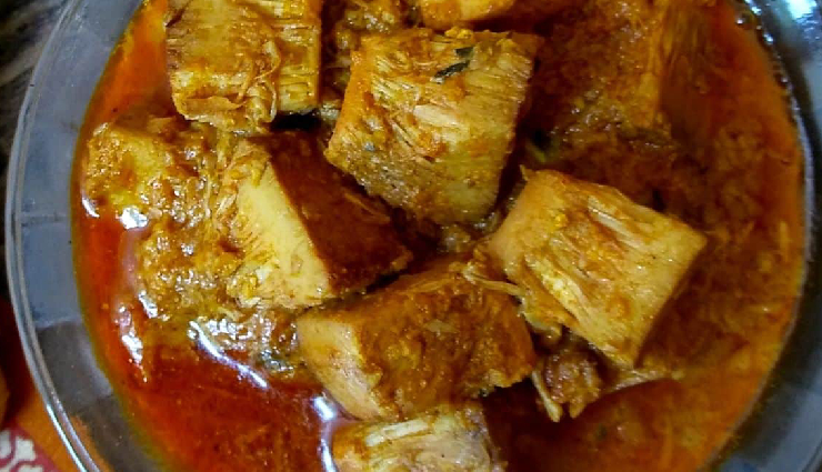 jackfruit recipes,savory jackfruit dishes,sweet jackfruit desserts,jackfruit curry,jackfruit tacos,jackfruit crab cakes,jackfruit ice cream,tropical fruit recipes,vegan jackfruit recipes,vegetarian jackfruit dishes,plant-based cooking,cooking with jackfruit,jackfruit meal ideas