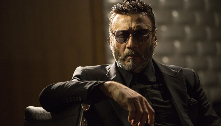 जैकी श्रॉफ ने 10 भाषाओँ में 200 से ज्यादा फिल्मों में काम किया हैं, जाने कुछ और बातें