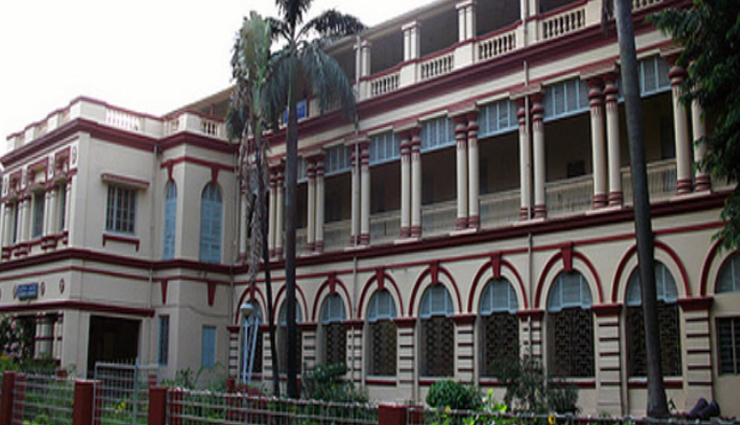 Jadavpur University professor assaulted by former student