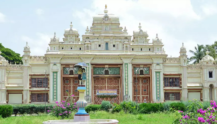 mysore,tourist spots in mysore,mysore travel,mysore travel guide,travel,travel guide,travel tips
