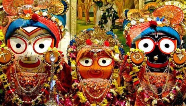 जगन्नाथ रथ यात्रा 2018: रथ यात्रा शुरू, 108 जोतों से भगवान की आरती की गई