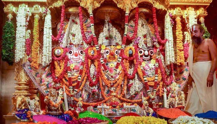 जगन्नाथ रथ यात्रा 2018: जगन्नाथ मंदिर से जुड़े  हैरान करने वाले रहस्य