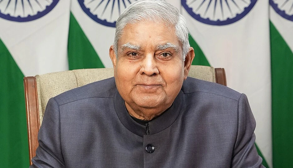  धनखड़ का इस्तीफा: 11 दिन पहले कहा था '2027 में रिटायर होऊंगा', फिर अचानक क्यों छोड़ा देश का दूसरा सबसे बड़ा पद?