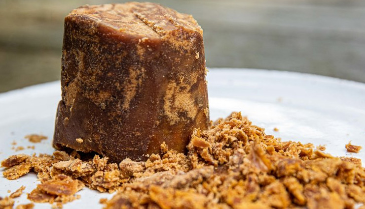 jaggery,jaggery benefits,jaggery health benefits,jaggery beneficial for health,jaggery in winters,health care in winter,Health,Health tips