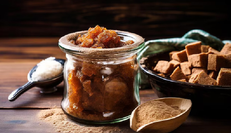 diy jaggery skincare,jaggery for winter skin,jaggery face mask,jaggery scrub,jaggery and honey face mask,jaggery for moisturizing skin,natural skin remedies,jaggery skincare benefits,homemade skincare with jaggery,winter skincare tips